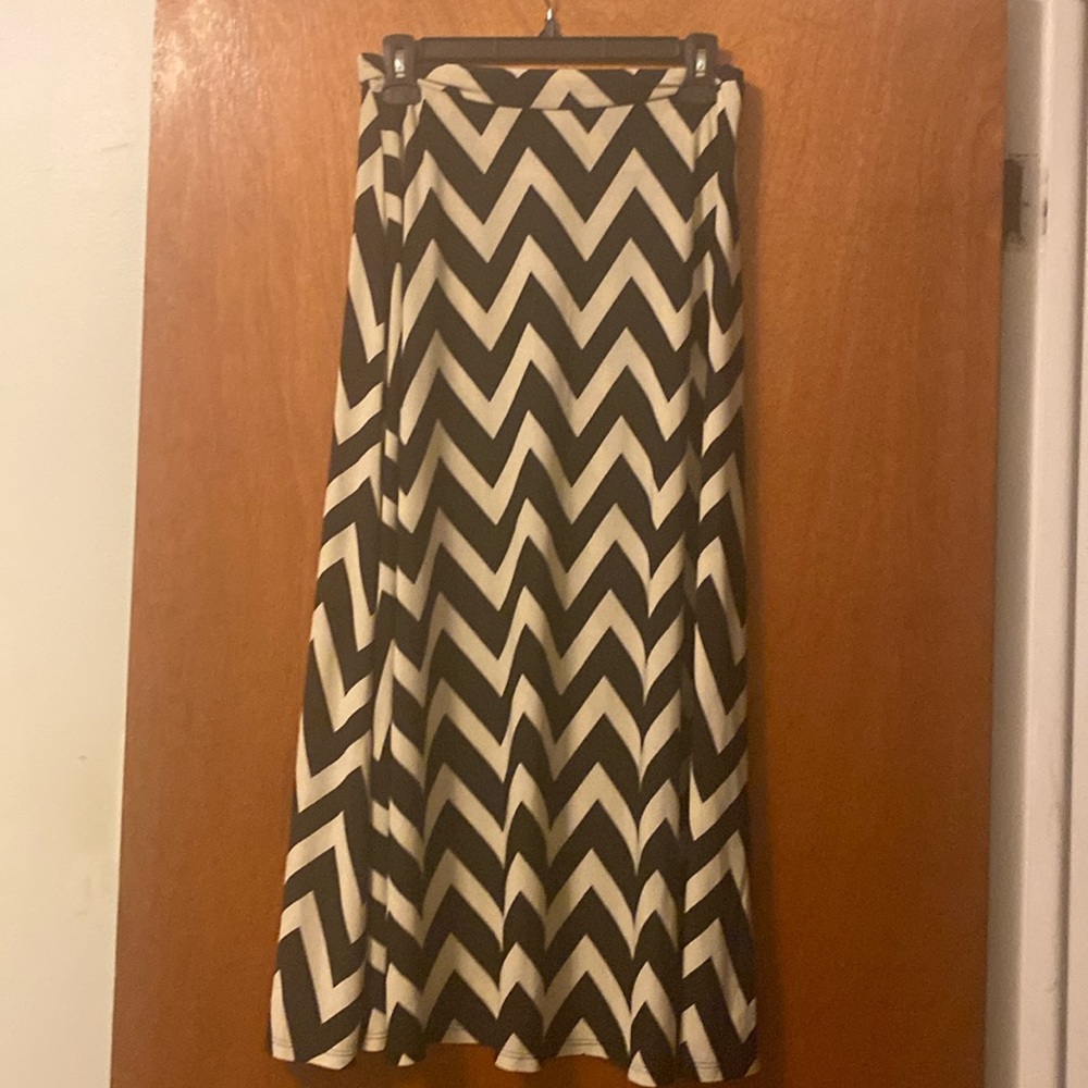 Laura Scott Petite Small Black and Tan Long skirt